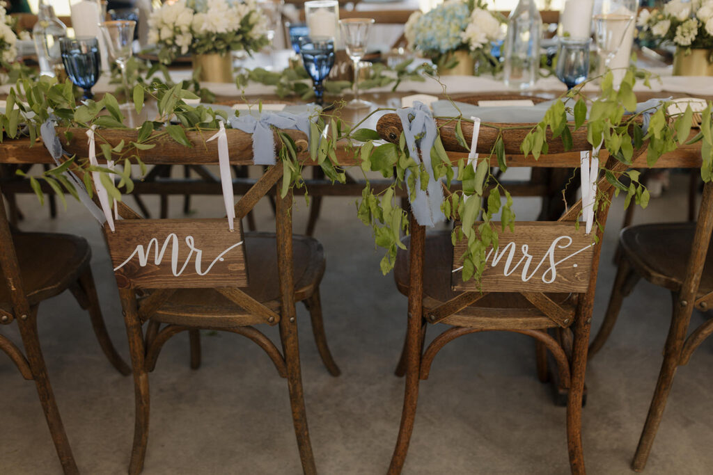 mr and mrs chair signs