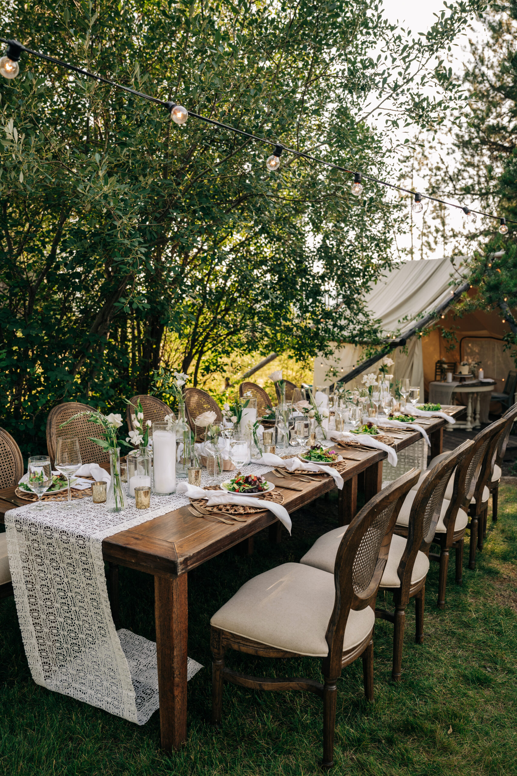  A Neutral Intimate Wedding with Boho Accents